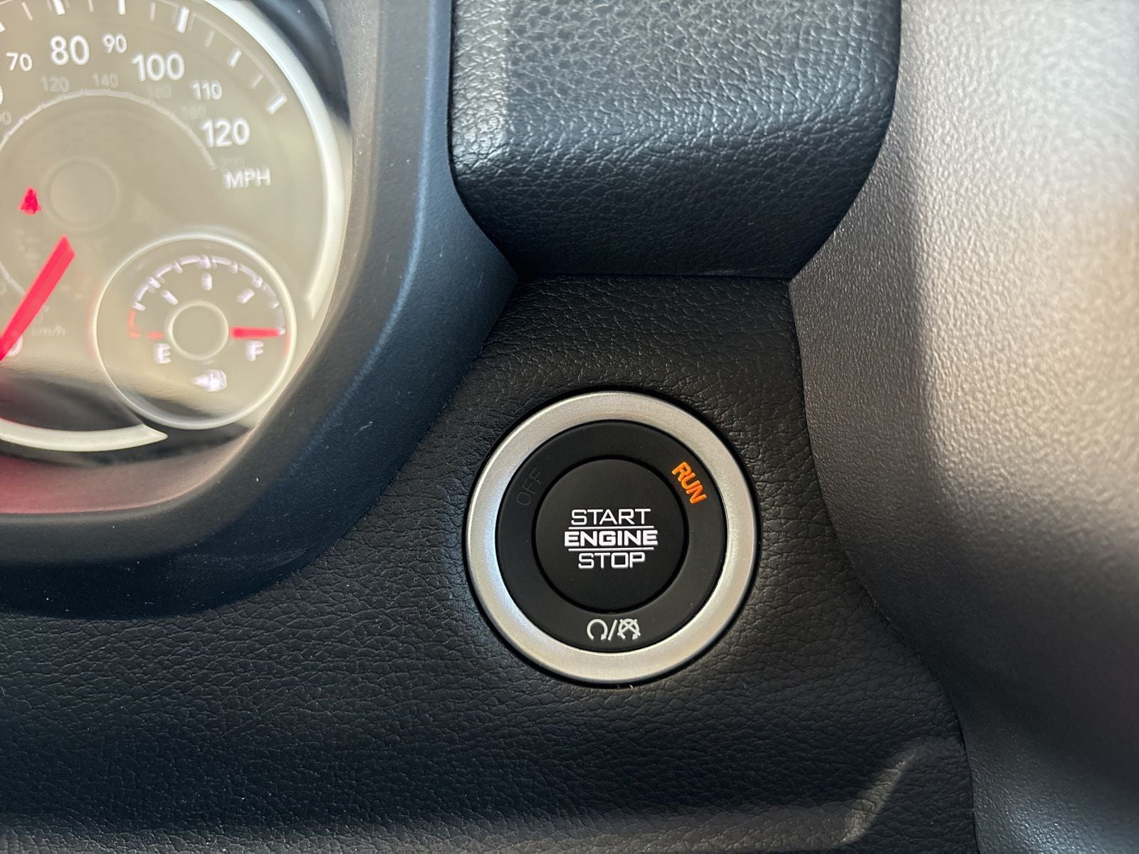 2026 RAM Ram 1500 RAM 1500 EXPRESS QUAD CAB 4X4 6'4' BOX