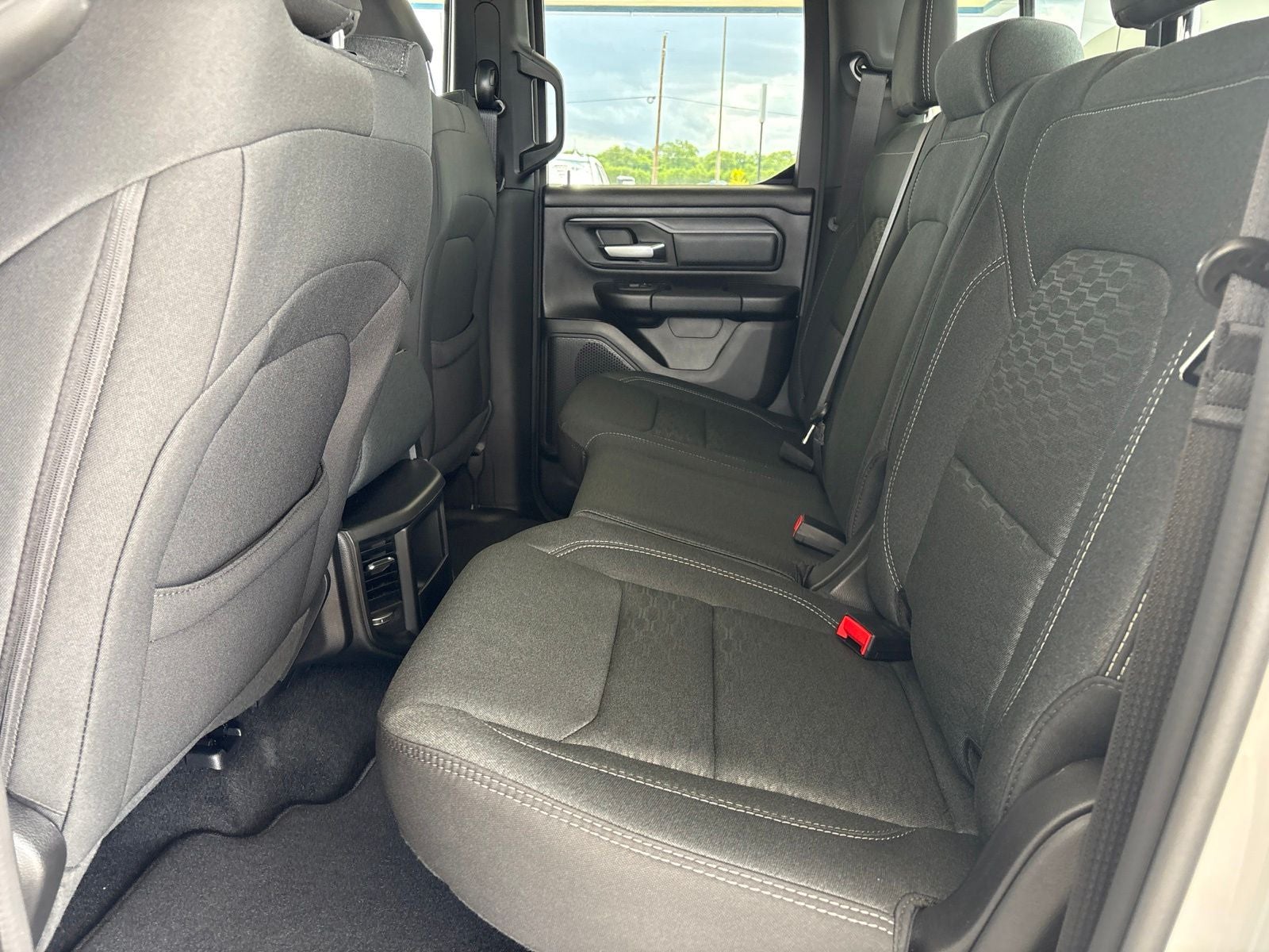 2026 RAM Ram 1500 RAM 1500 EXPRESS QUAD CAB 4X2 6'4' BOX