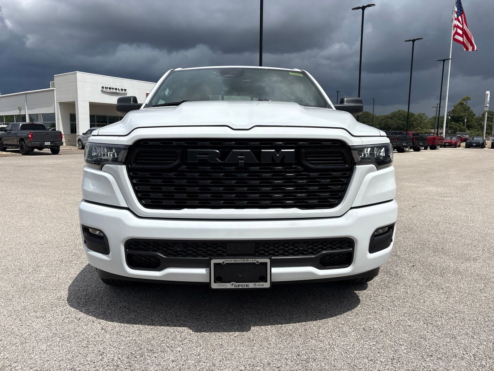 2026 RAM Ram 1500 RAM 1500 EXPRESS QUAD CAB 4X2 6'4' BOX