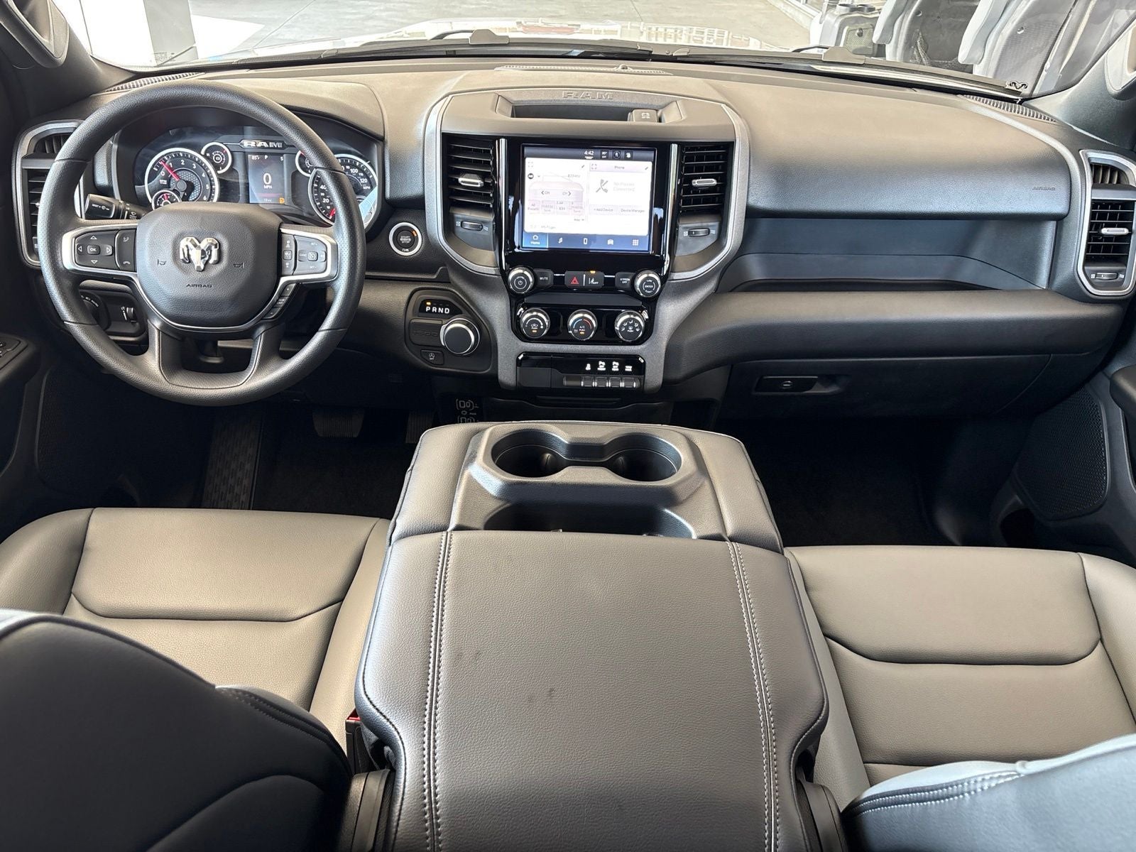 2026 RAM Ram 1500 RAM 1500 TRADESMAN QUAD CAB 4X2 6'4' BOX