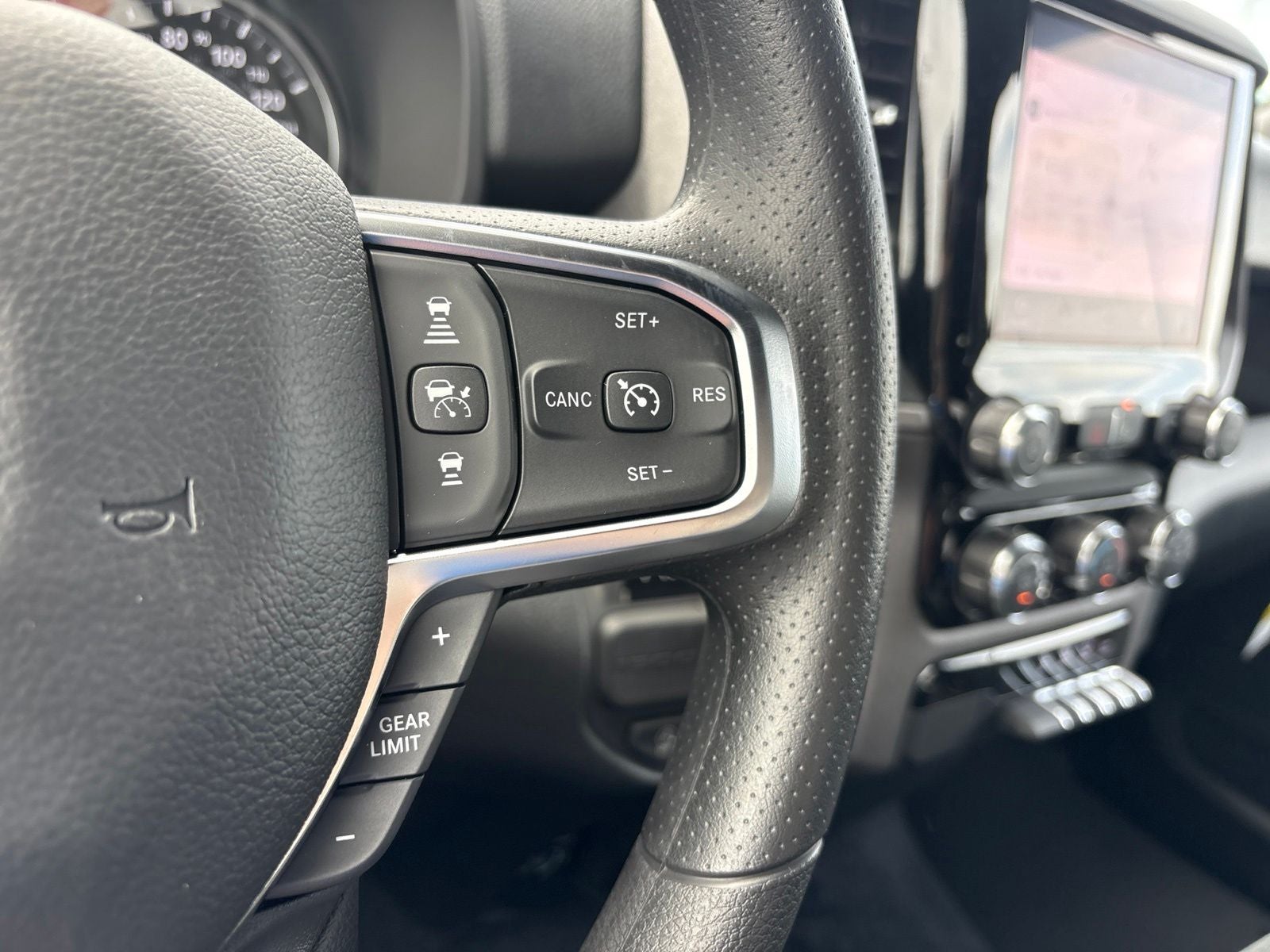 2026 RAM Ram 1500 RAM 1500 EXPRESS QUAD CAB 4X2 6'4' BOX
