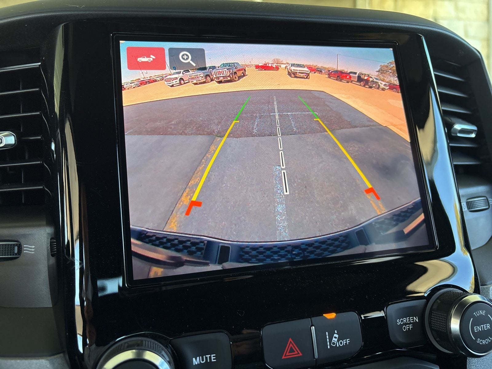 2026 RAM Ram 1500 RAM 1500 EXPRESS QUAD CAB 4X2 6'4' BOX