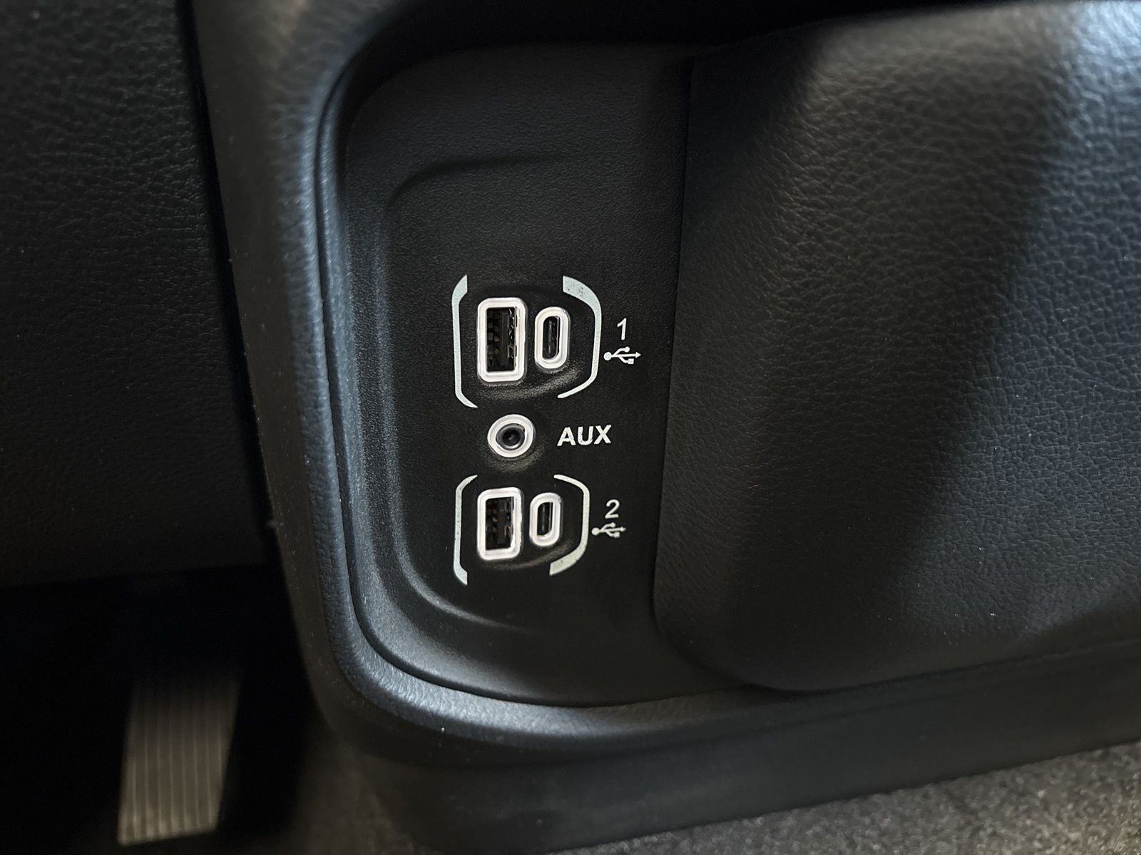 2026 RAM Ram 1500 RAM 1500 EXPRESS QUAD CAB 4X2 6'4' BOX