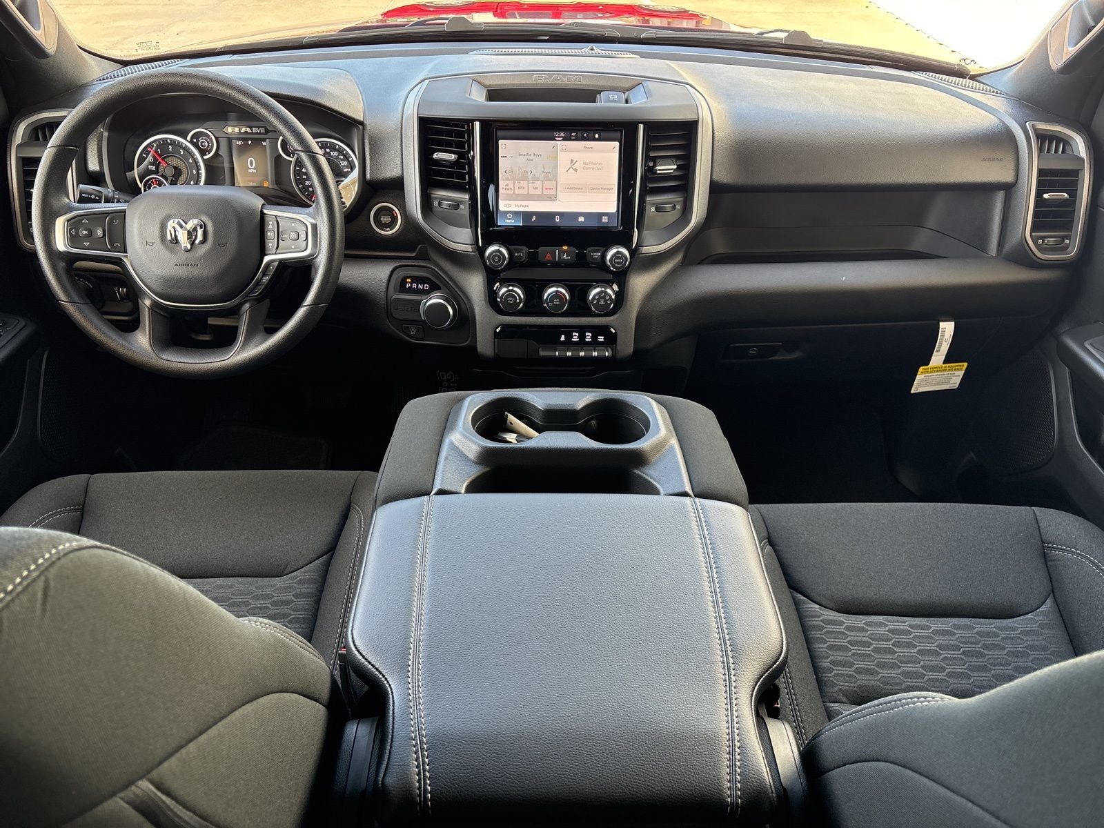 2026 RAM Ram 1500 RAM 1500 EXPRESS QUAD CAB 4X2 6'4' BOX