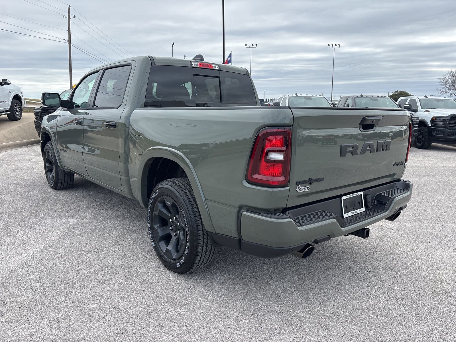 2026 RAM Ram 1500 RAM 1500 LONE STAR CREW CAB 4X4 5'7' BOX