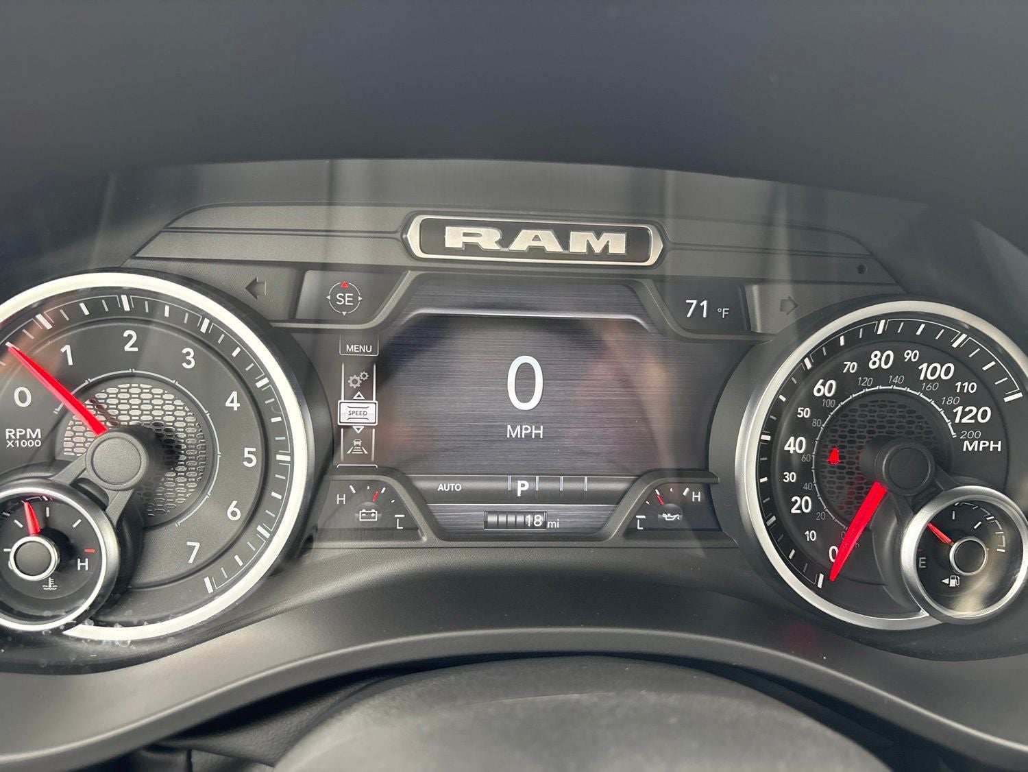 2026 RAM Ram 1500 RAM 1500 LONE STAR CREW CAB 4X4 5'7' BOX