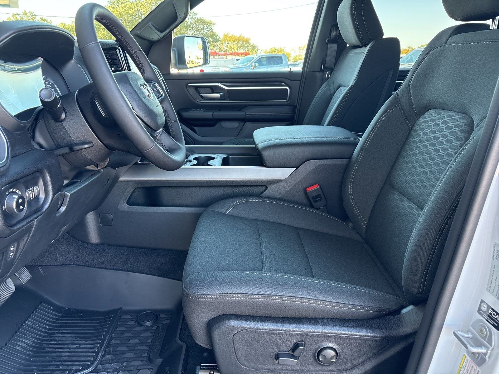 2026 RAM Ram 1500 RAM 1500 LONE STAR CREW CAB 4X4 5'7' BOX