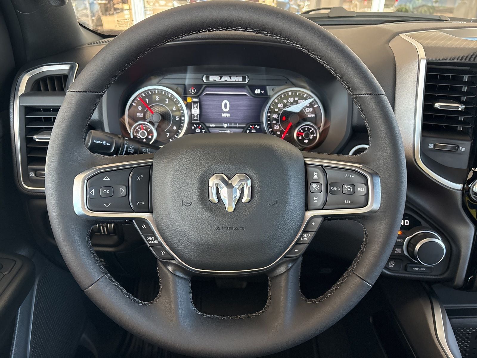 2026 RAM Ram 1500 RAM 1500 LONE STAR CREW CAB 4X4 5'7' BOX