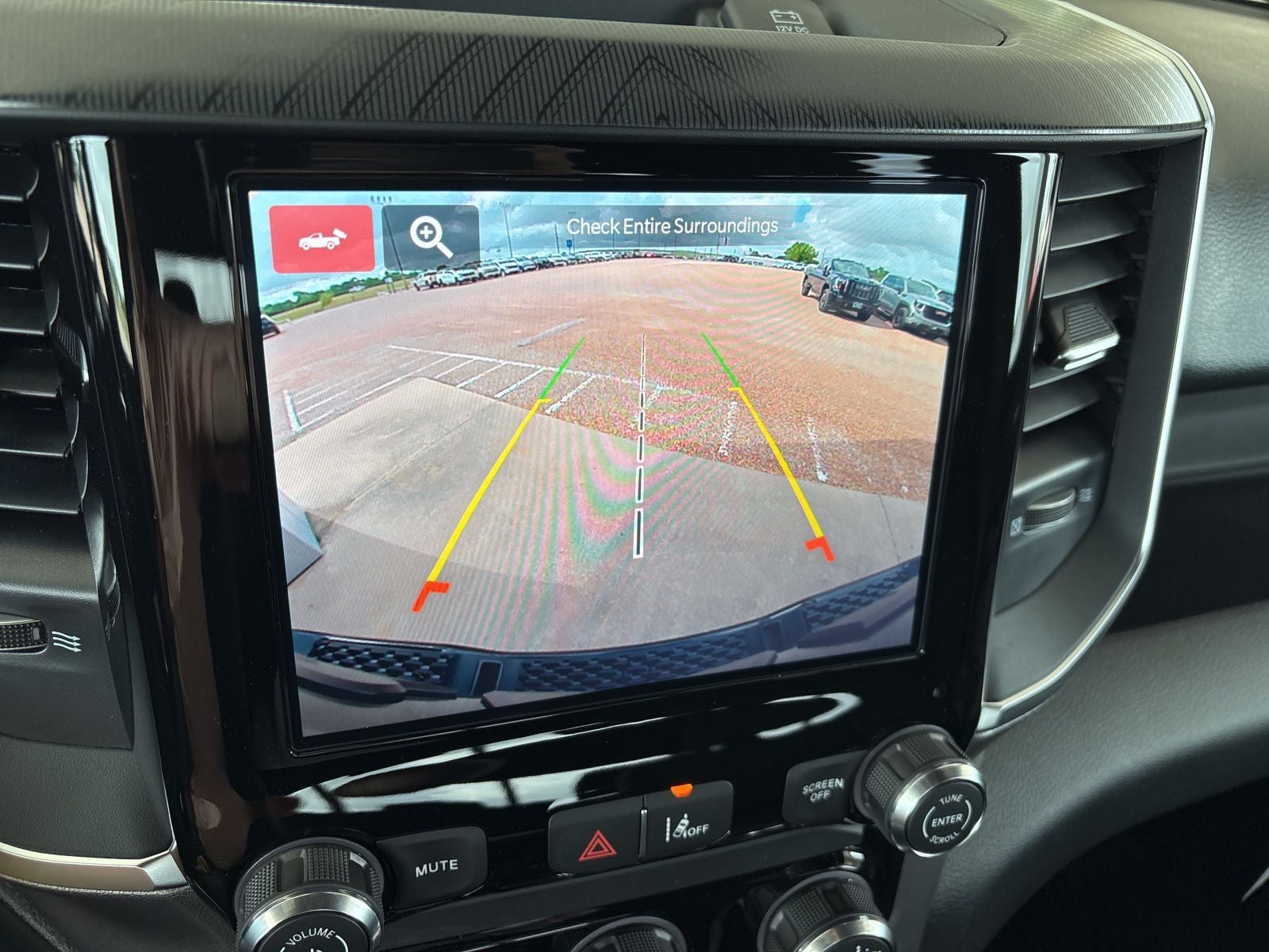 2026 RAM Ram 1500 RAM 1500 EXPRESS CREW CAB 4X4 5'7' BOX