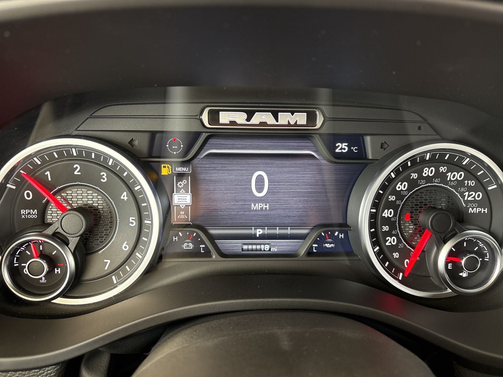 2026 RAM Ram 1500 RAM 1500 EXPRESS CREW CAB 4X4 5'7' BOX