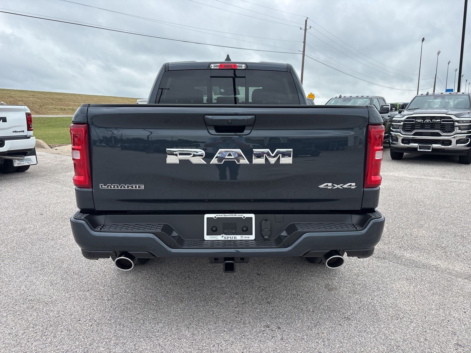 2026 RAM Ram 1500 RAM 1500 LARAMIE CREW CAB 4X4 5'7' BOX