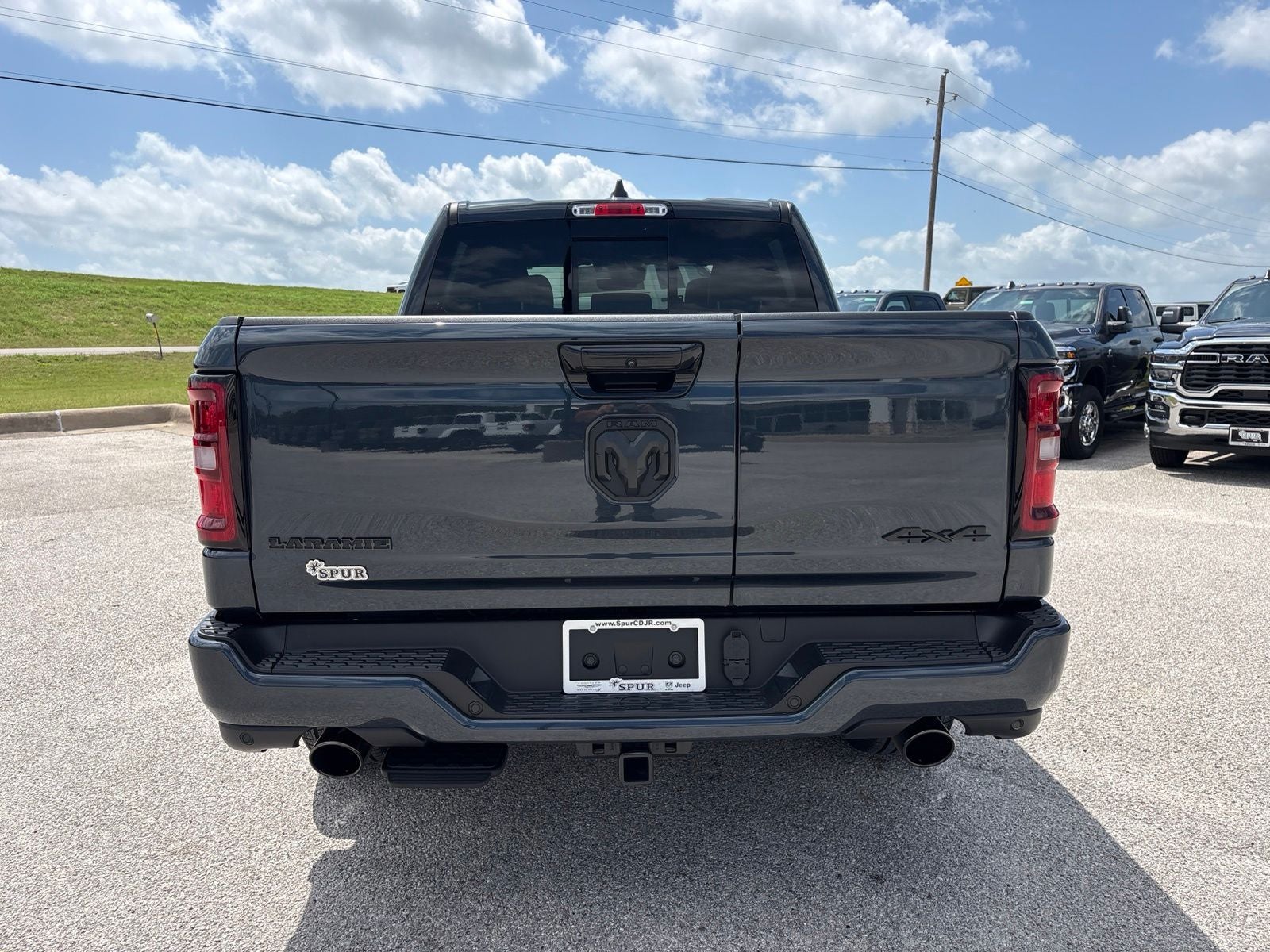 2026 RAM Ram 1500 RAM 1500 LARAMIE CREW CAB 4X4 5'7' BOX