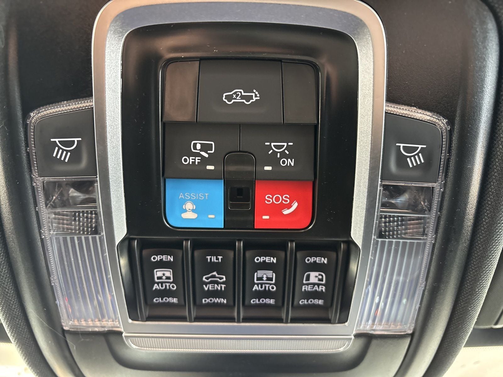 2026 RAM Ram 1500 RAM 1500 RHO CREW CAB 4X4 5'7' BOX