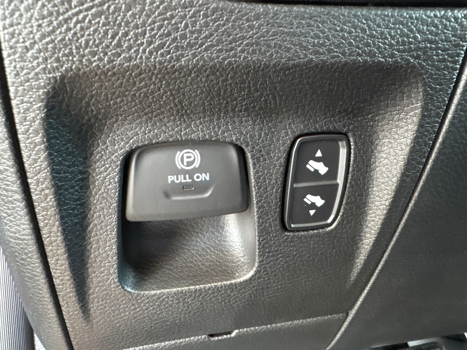 2027 RAM Ram 1500 RAM 1500 RHO CREW CAB 4X4 5'7' BOX