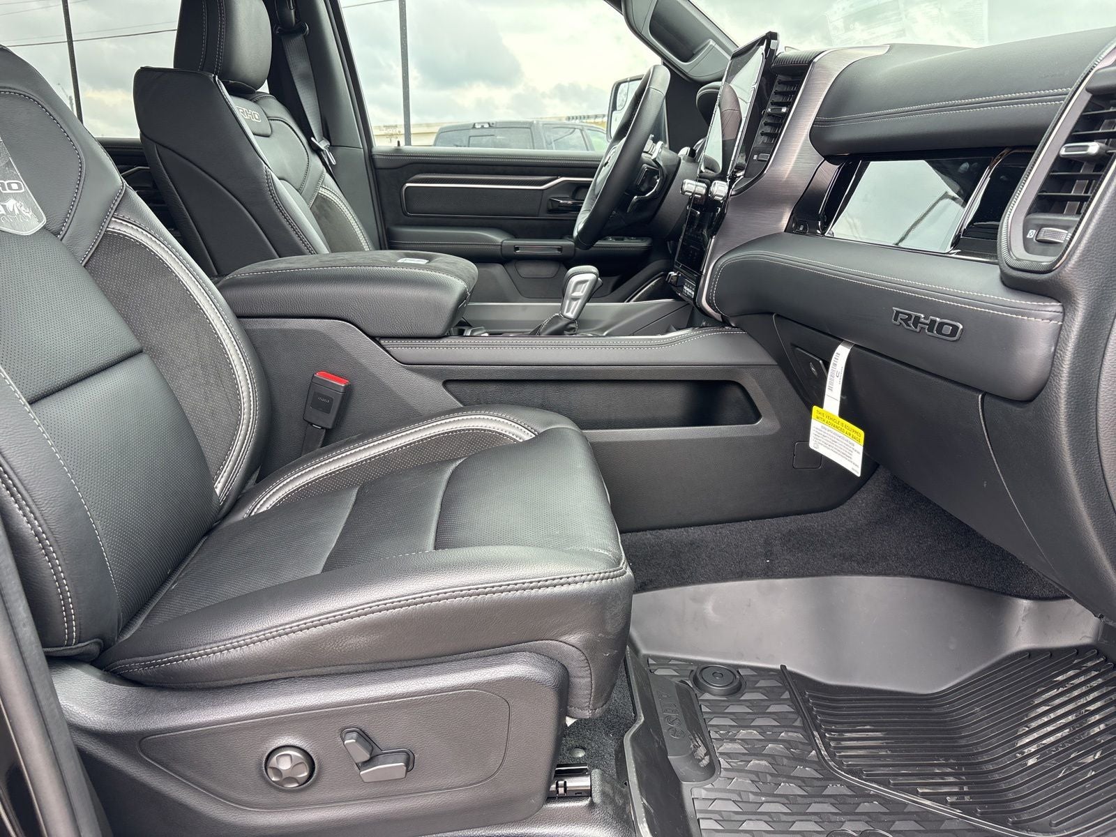 2026 RAM Ram 1500 RAM 1500 RHO CREW CAB 4X4 5'7' BOX