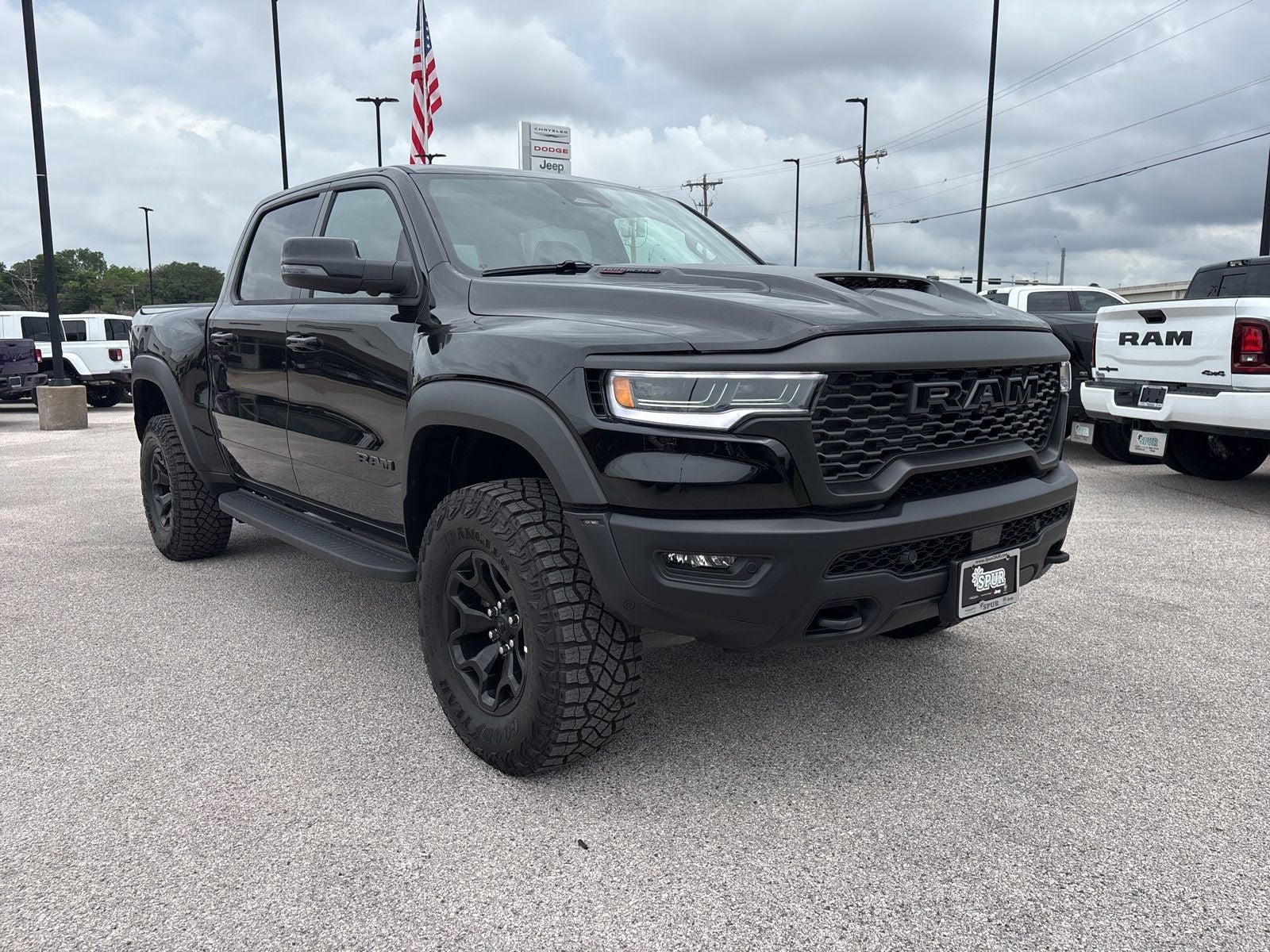 2026 RAM Ram 1500 RAM 1500 RHO CREW CAB 4X4 5'7' BOX