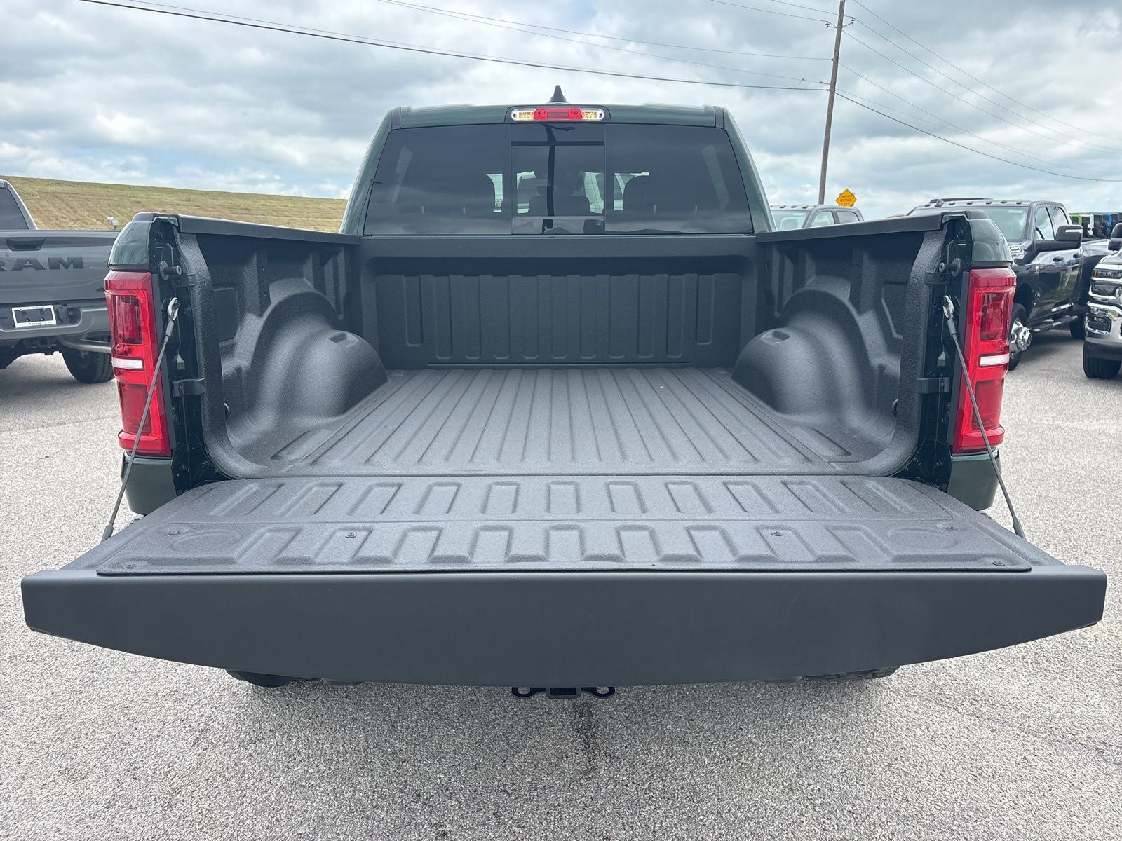 2026 RAM Ram 1500 RAM 1500 RHO CREW CAB 4X4 5'7' BOX