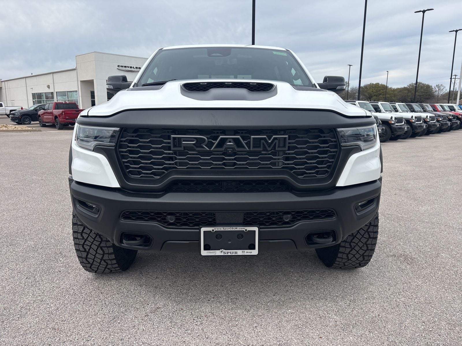 2026 RAM Ram 1500 RAM 1500 RHO CREW CAB 4X4 5'7' BOX