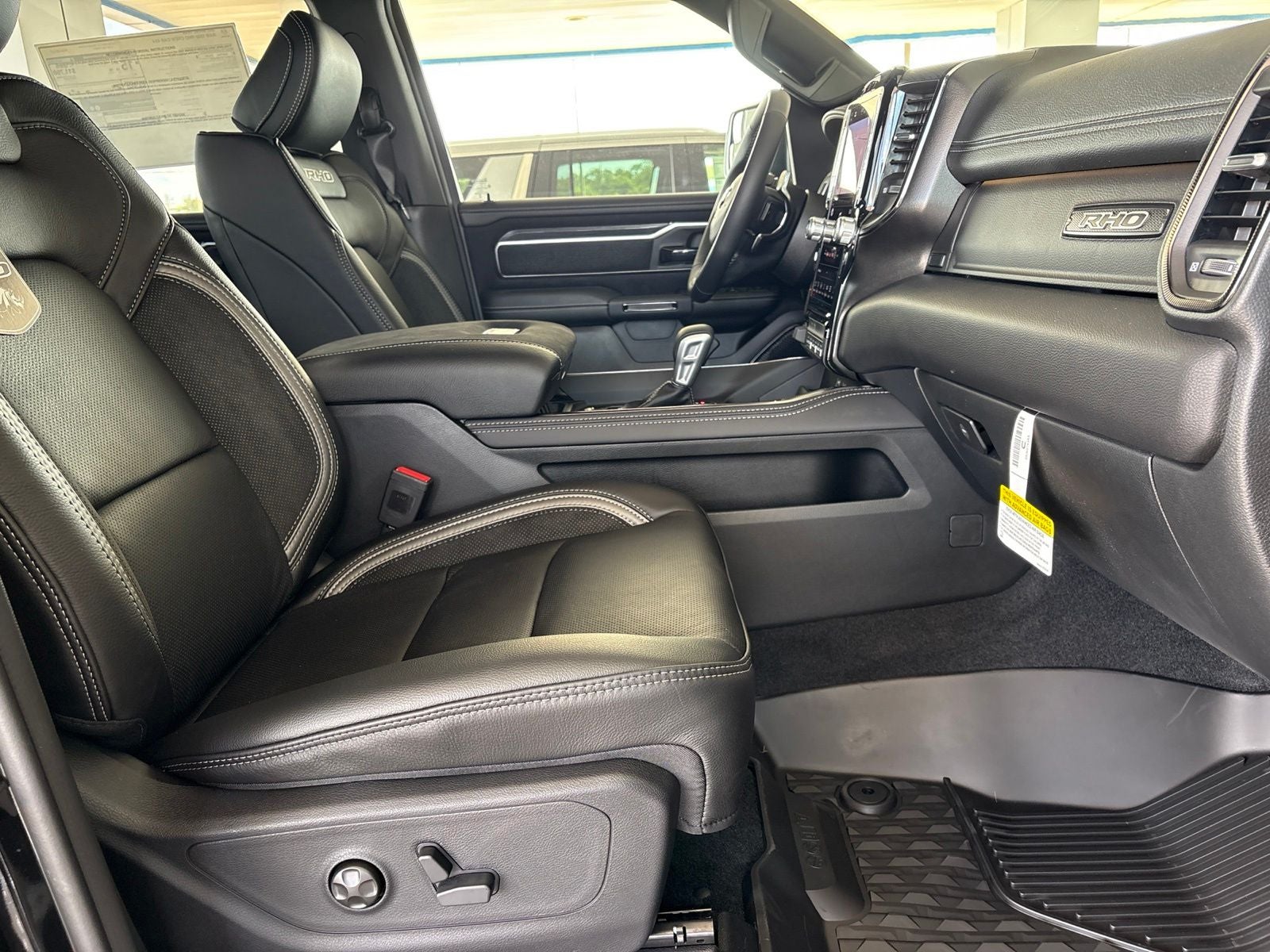 2027 RAM Ram 1500 RAM 1500 RHO CREW CAB 4X4 5'7' BOX