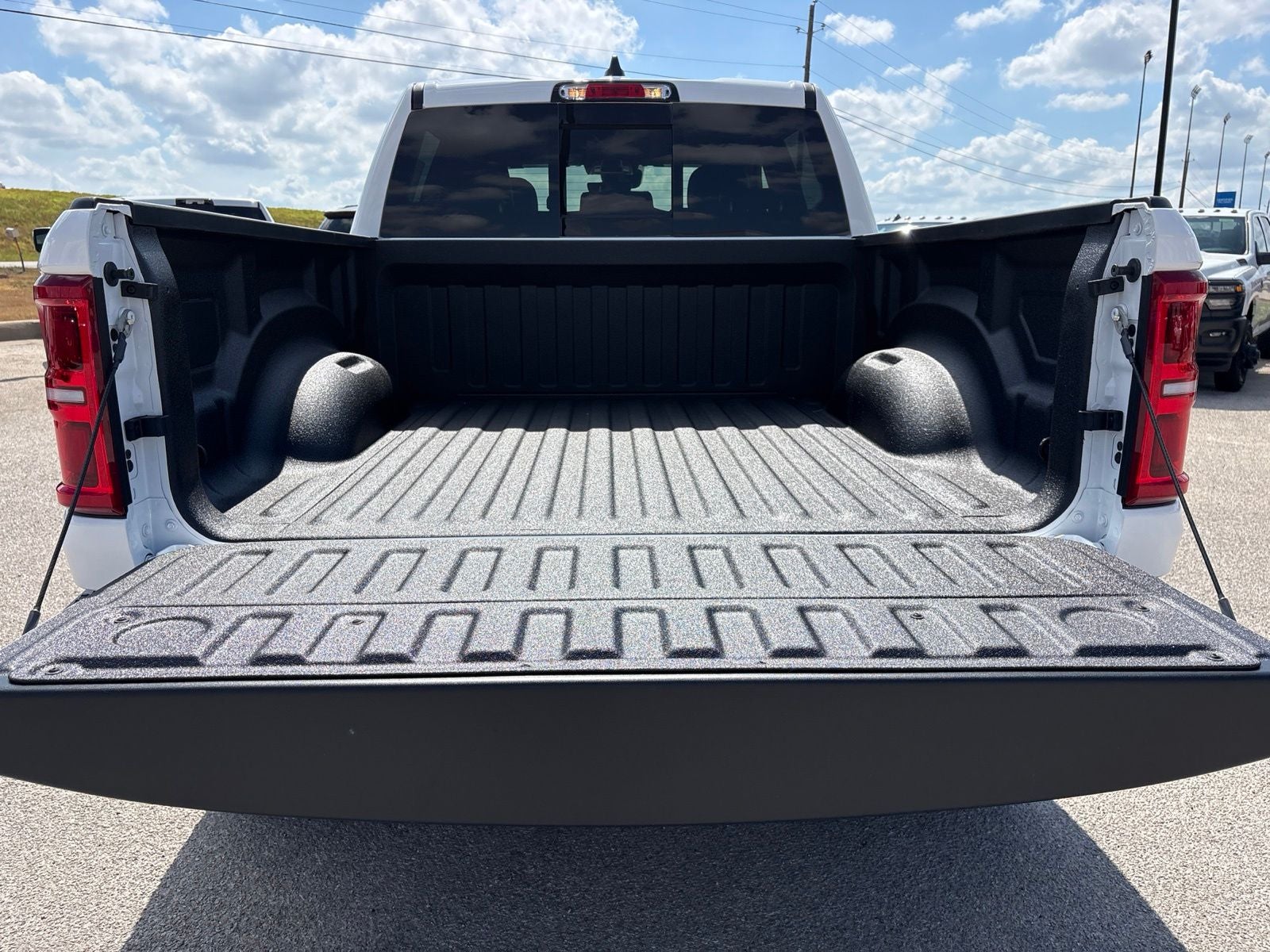2027 RAM Ram 1500 RAM 1500 RHO CREW CAB 4X4 5'7' BOX