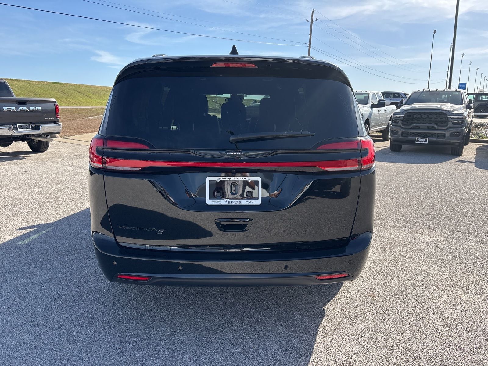 2026 Chrysler Pacifica PACIFICA SELECT