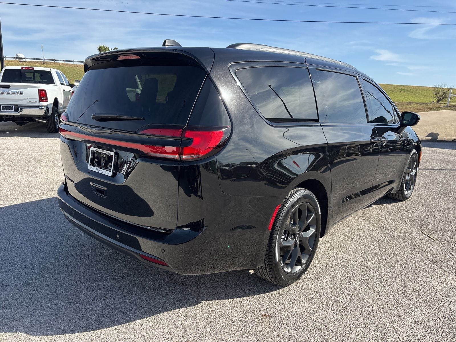 2026 Chrysler Pacifica PACIFICA SELECT