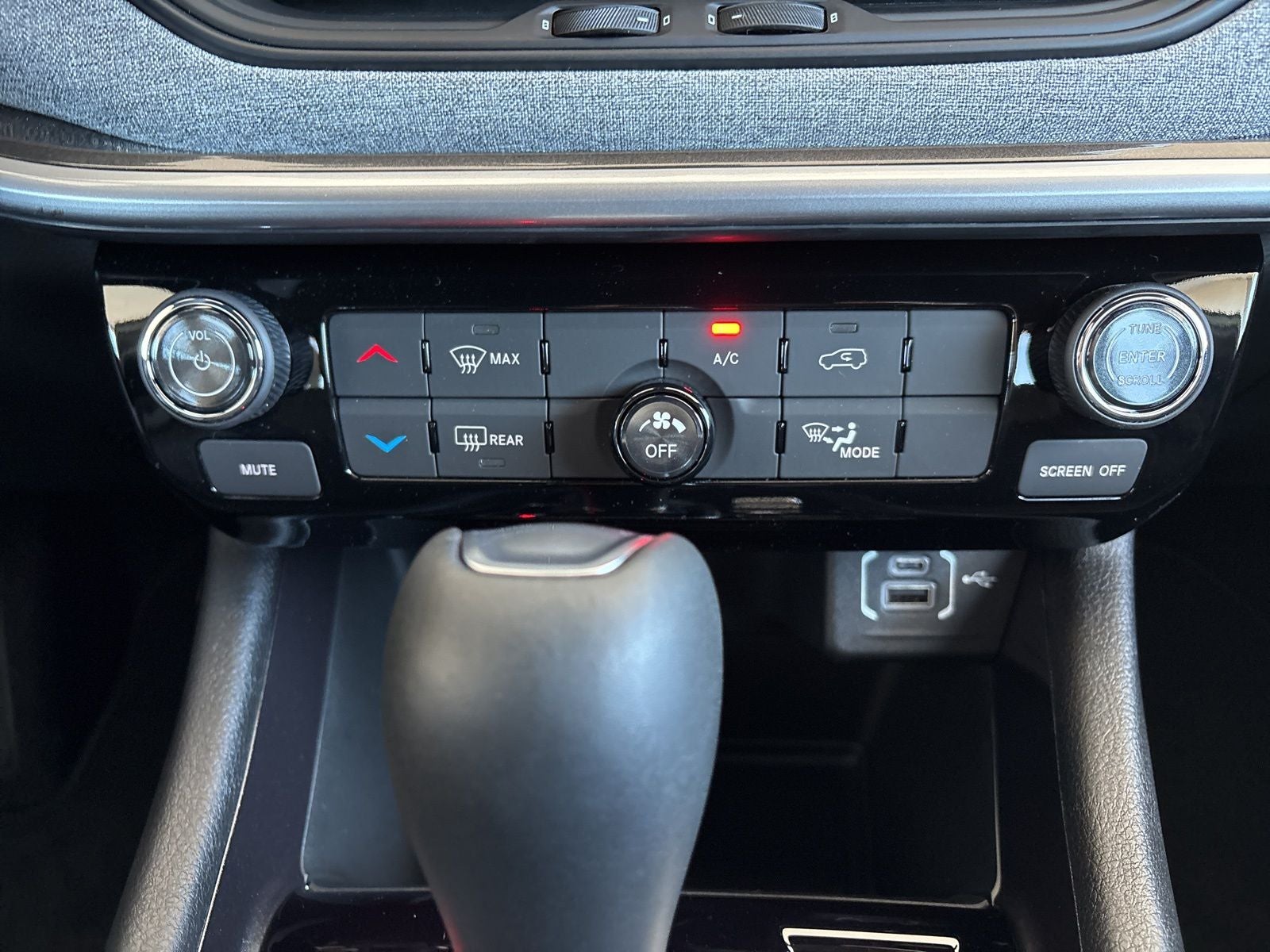 2026 Jeep Compass COMPASS LATITUDE 4X4