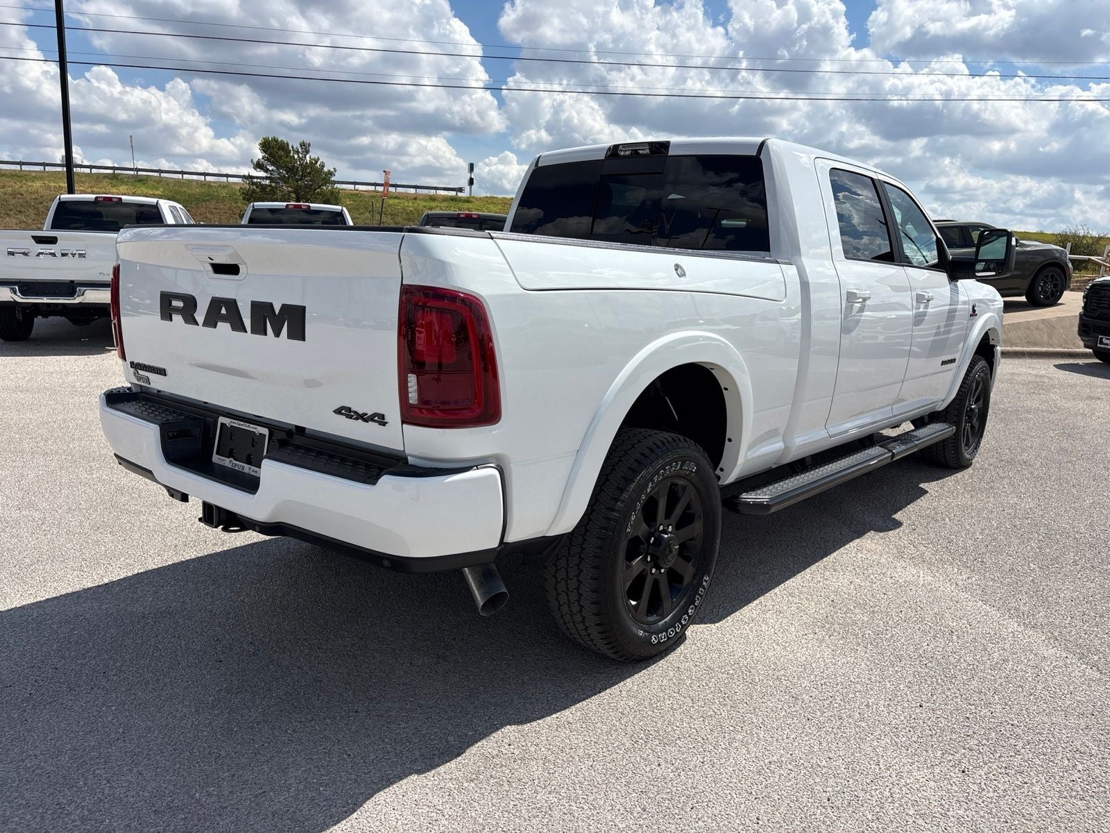 2027 RAM Ram 2500 RAM 2500 LARAMIE MEGA CAB 4X4 6'4' BOX