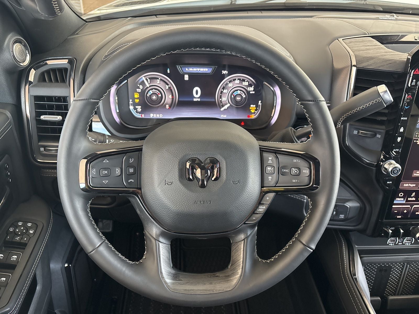 2026 RAM Ram 2500 RAM 2500 LIMITED MEGA CAB 4X4 6'4' BOX