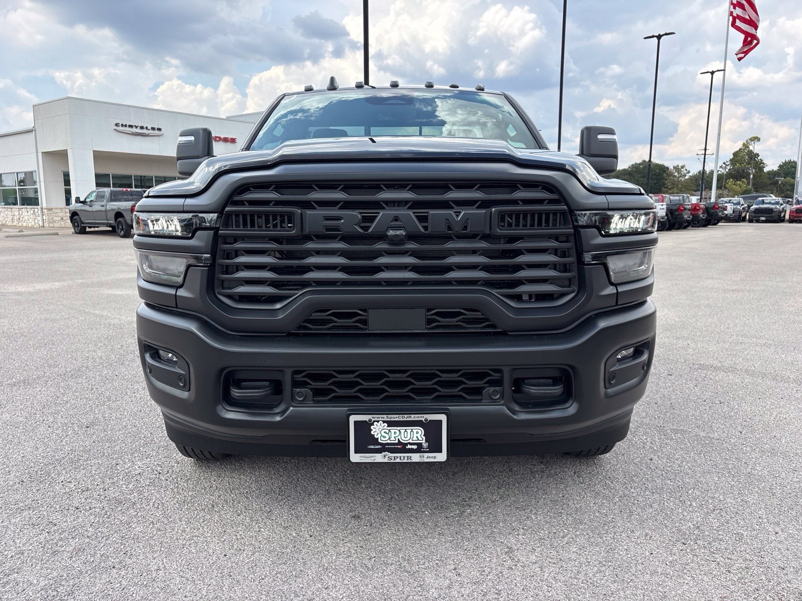 2027 RAM Ram 3500 RAM 3500 TRADESMAN REGULAR CAB 4X4 8' BOX