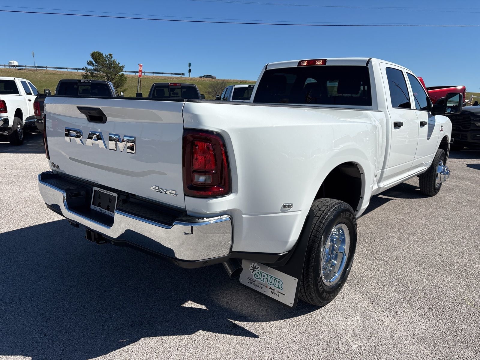 2026 RAM Ram 3500 RAM 3500 TRADESMAN CREW CAB 4X4 8' BOX