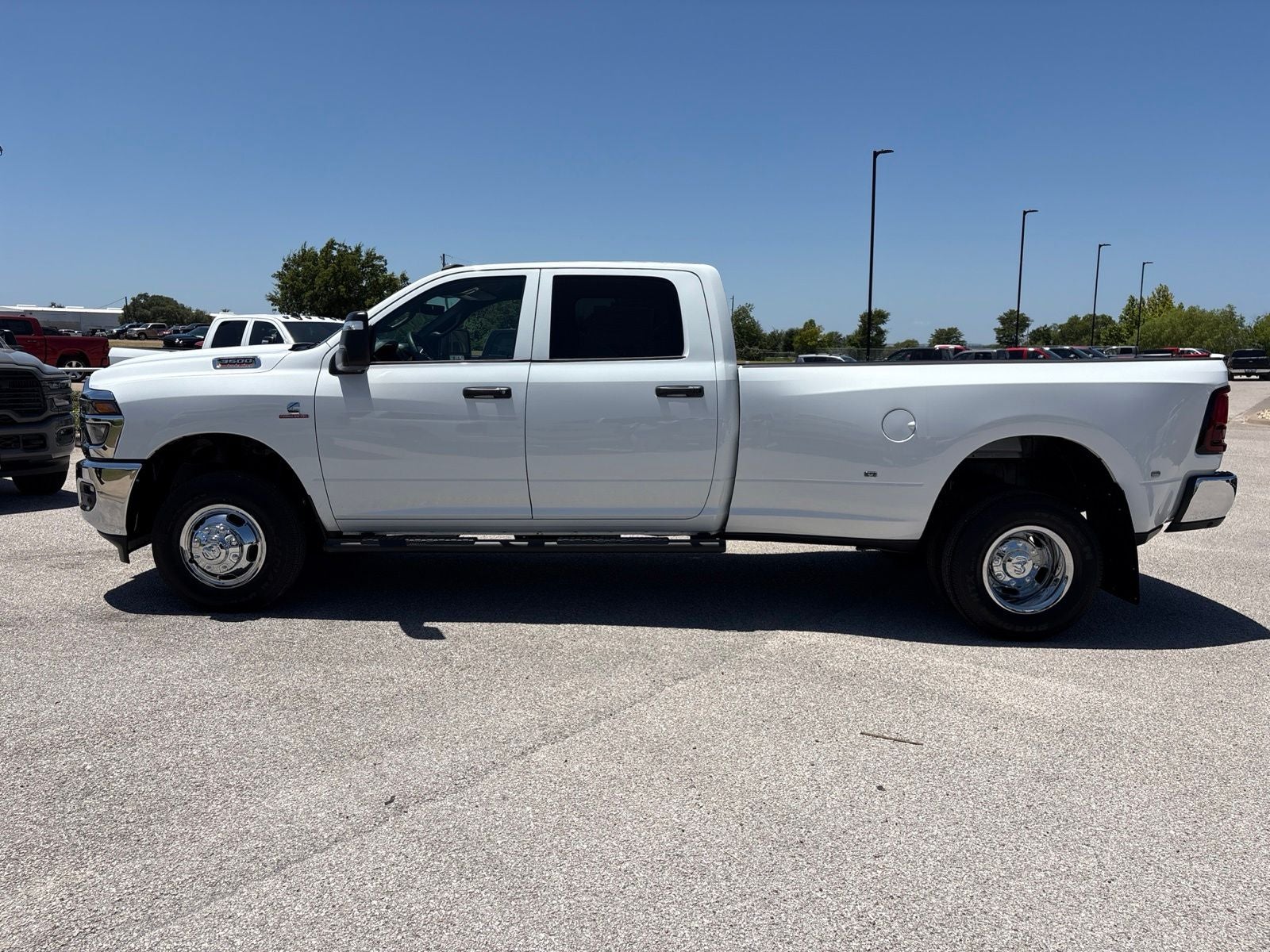 2026 RAM Ram 3500 RAM 3500 TRADESMAN CREW CAB 4X4 8' BOX