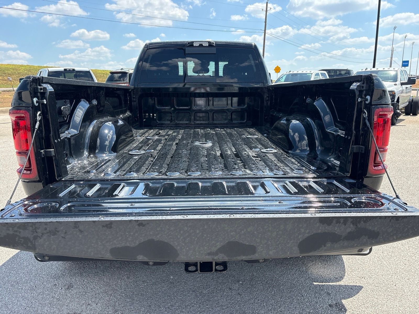 2026 RAM Ram 3500 RAM 3500 TRADESMAN CREW CAB 4X4 8' BOX