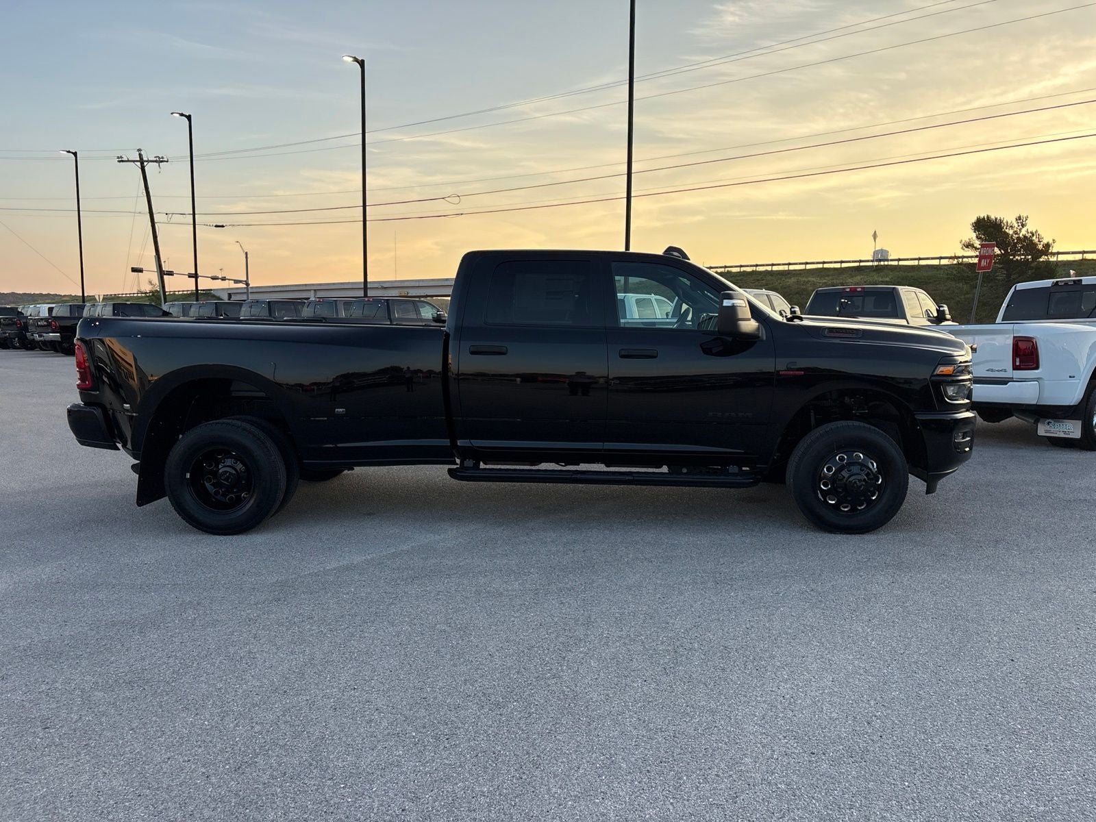 2027 RAM Ram 3500 RAM 3500 LONE STAR CREW CAB 4X4 8' BOX