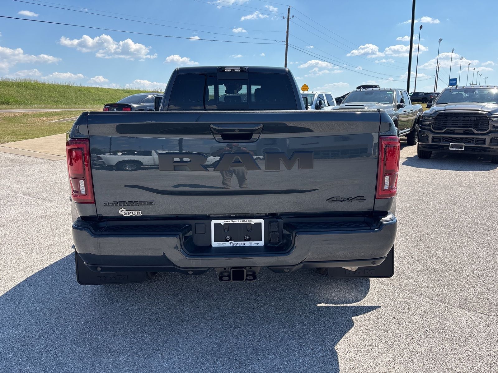 2026 RAM Ram 3500 RAM 3500 LARAMIE CREW CAB 4X4 8' BOX