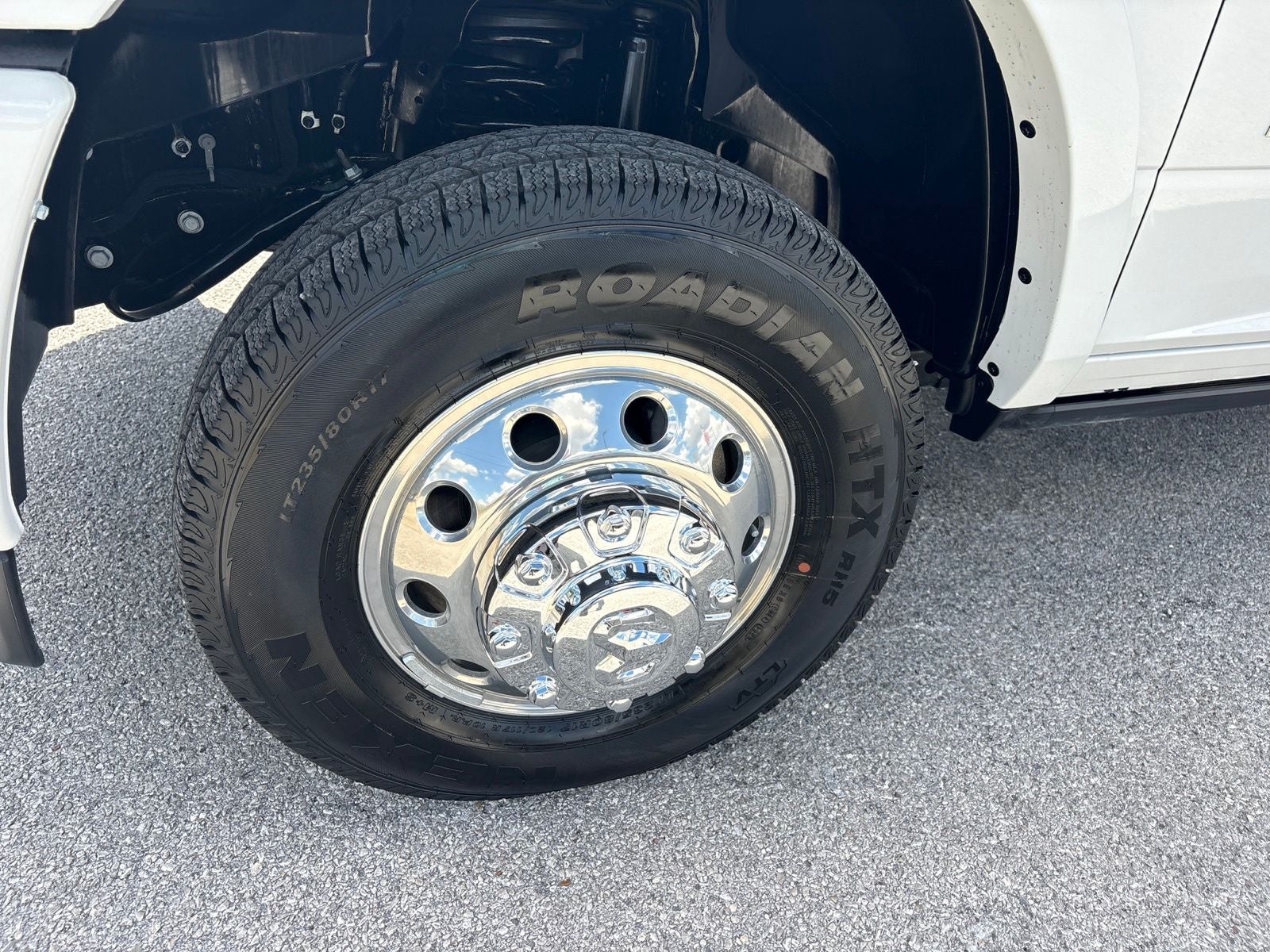 2027 RAM Ram 3500 RAM 3500 LARAMIE CREW CAB 4X4 8' BOX