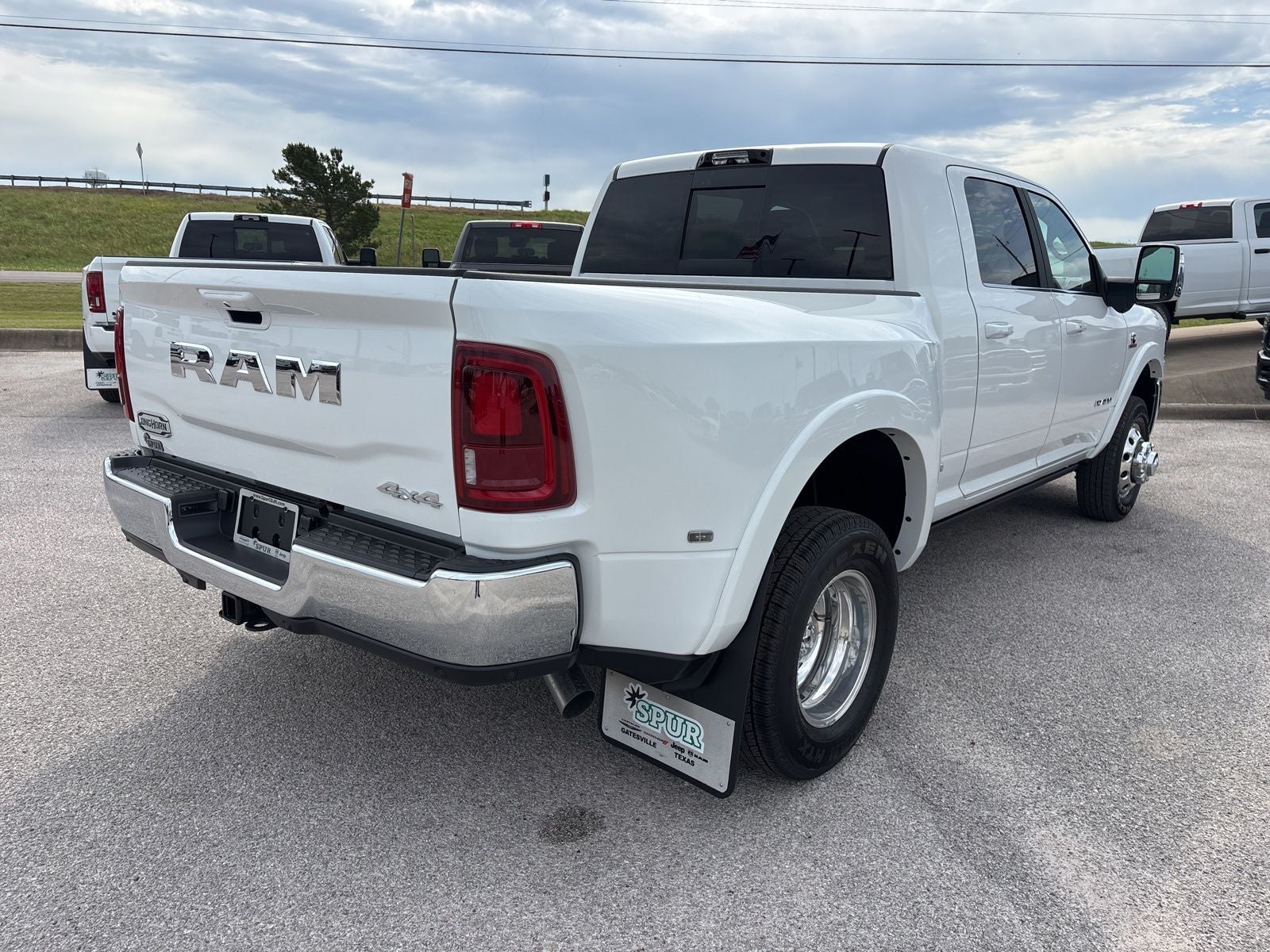 2026 RAM Ram 3500 RAM 3500 LIMITED LONGHORN MEGA CAB 4X4 6'4' BOX