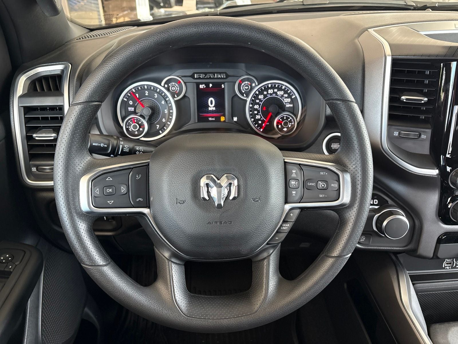 2026 RAM Ram 1500 RAM 1500 LONE STAR CREW CAB 4X2 5'7' BOX