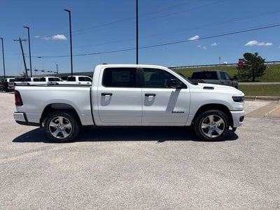 2026 RAM Ram 1500 RAM 1500 EXPRESS CREW CAB 4X2 5'7' BOX