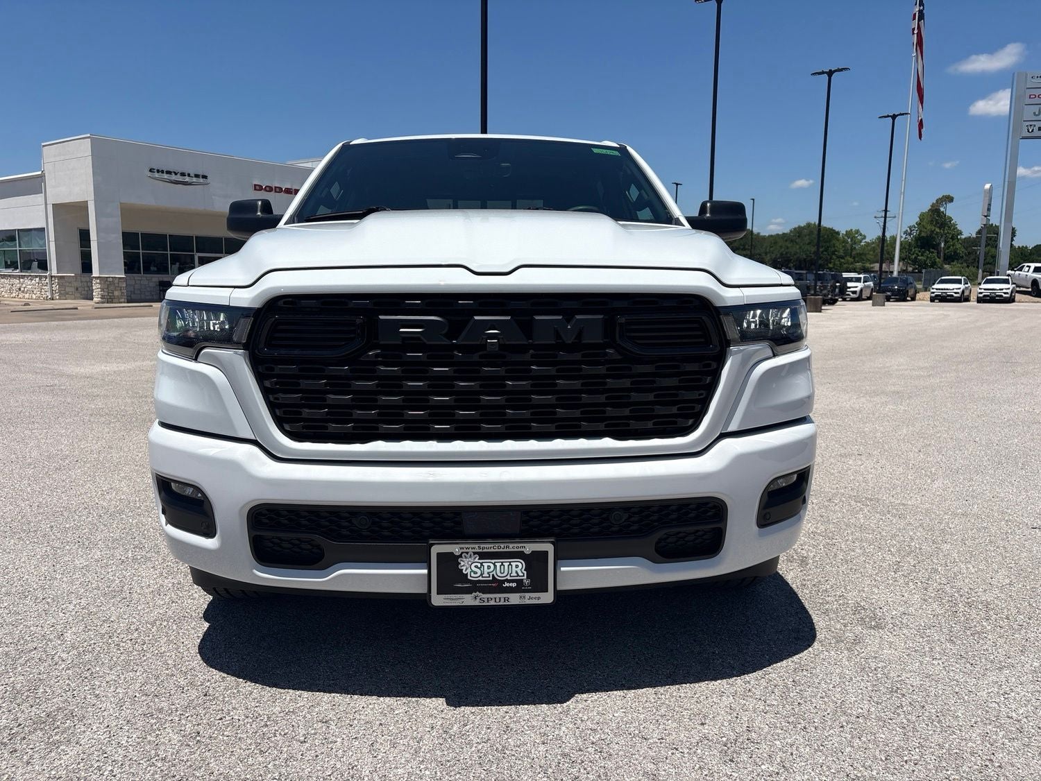 2026 RAM Ram 1500 RAM 1500 EXPRESS CREW CAB 4X2 5'7' BOX