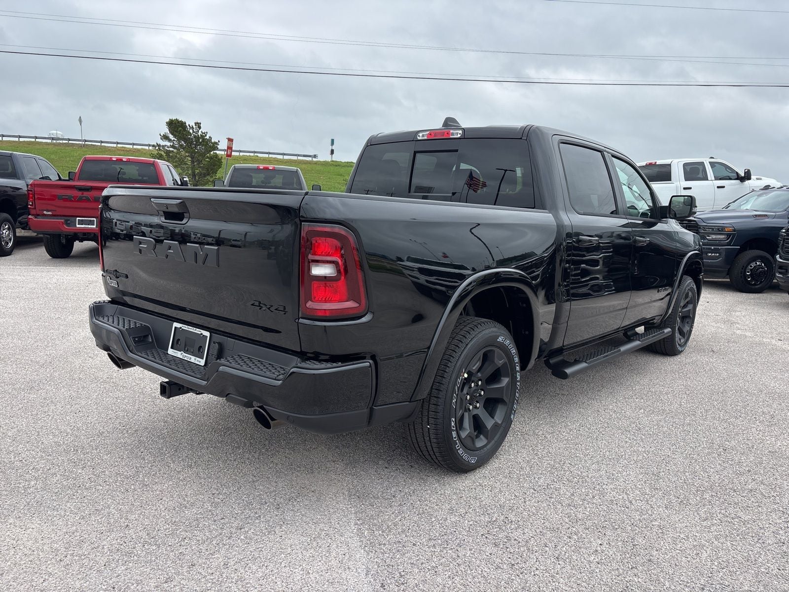 2026 RAM Ram 1500 RAM 1500 LONE STAR CREW CAB 4X4 5'7' BOX
