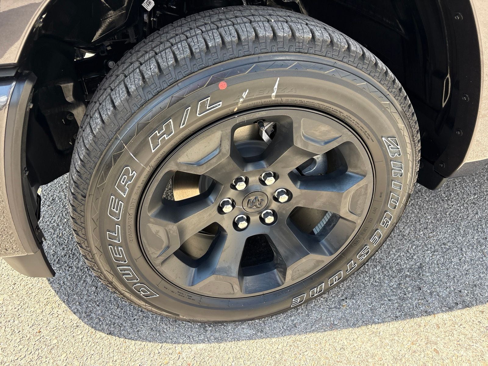 2026 RAM Ram 1500 RAM 1500 LONE STAR CREW CAB 4X4 5'7' BOX