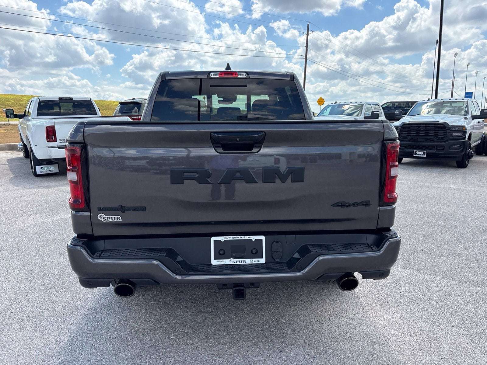 2026 RAM Ram 1500 RAM 1500 LONE STAR CREW CAB 4X4 5'7' BOX