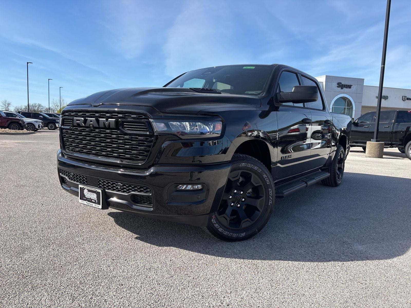 2026 RAM Ram 1500 RAM 1500 EXPRESS CREW CAB 4X4 5'7' BOX