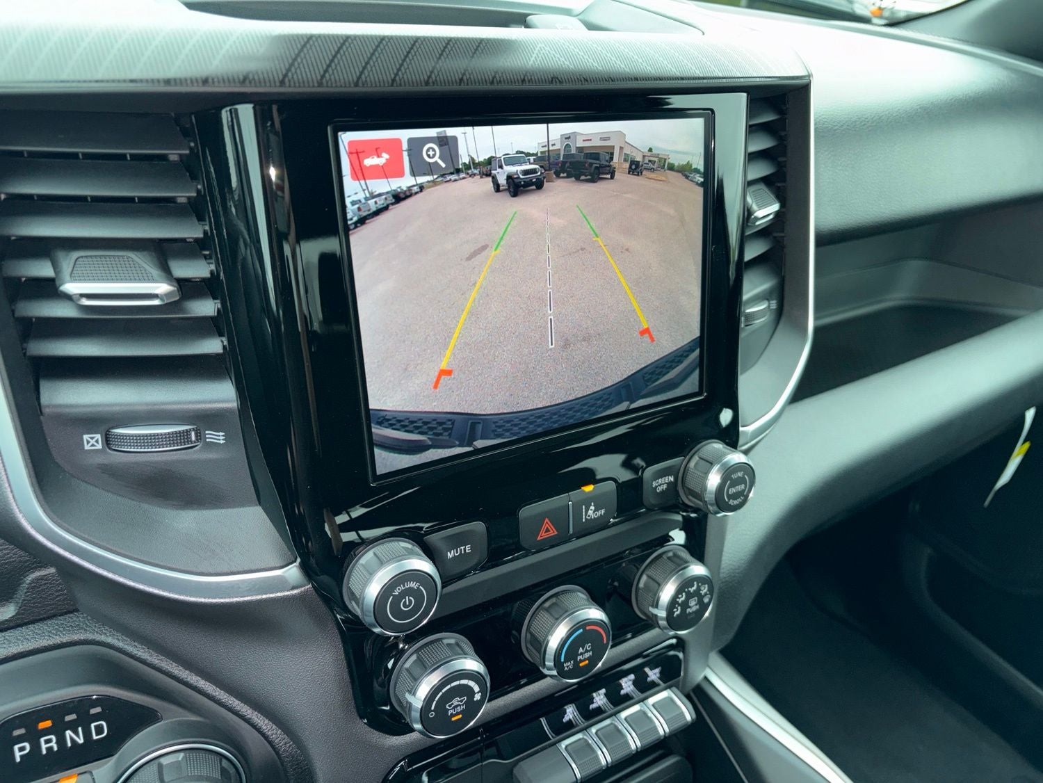 2026 RAM Ram 1500 RAM 1500 EXPRESS CREW CAB 4X4 5'7' BOX