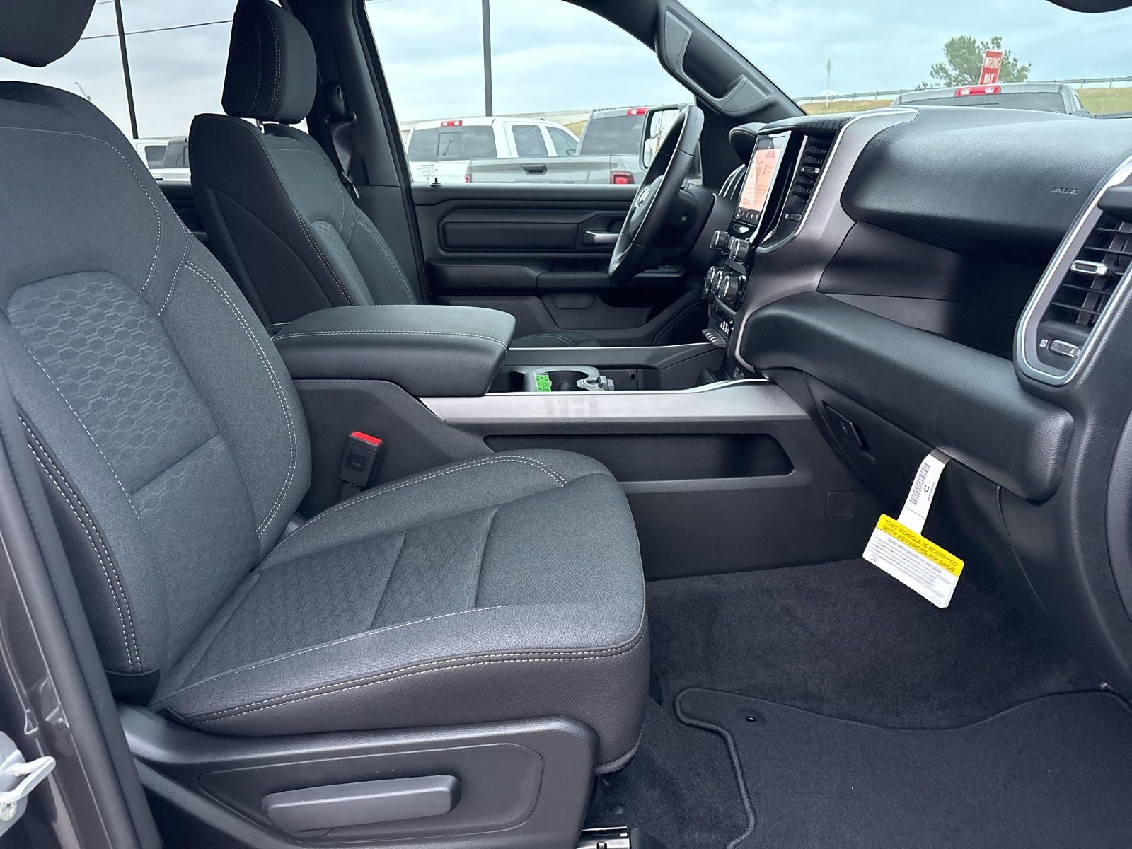 2026 RAM Ram 1500 RAM 1500 EXPRESS CREW CAB 4X4 5'7' BOX