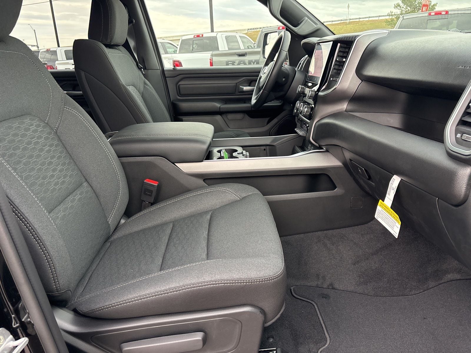 2026 RAM Ram 1500 RAM 1500 EXPRESS CREW CAB 4X4 5'7' BOX