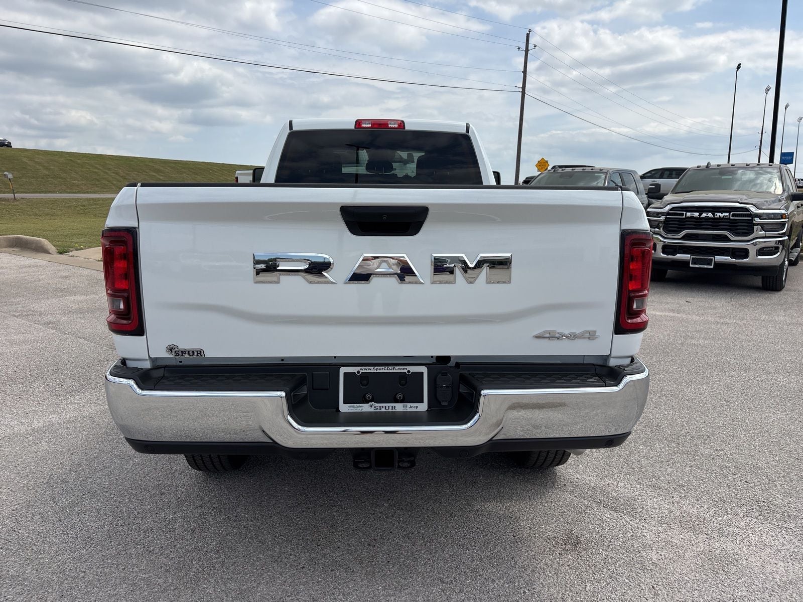 2026 RAM Ram 2500 RAM 2500 TRADESMAN CREW CAB 4X4 8' BOX