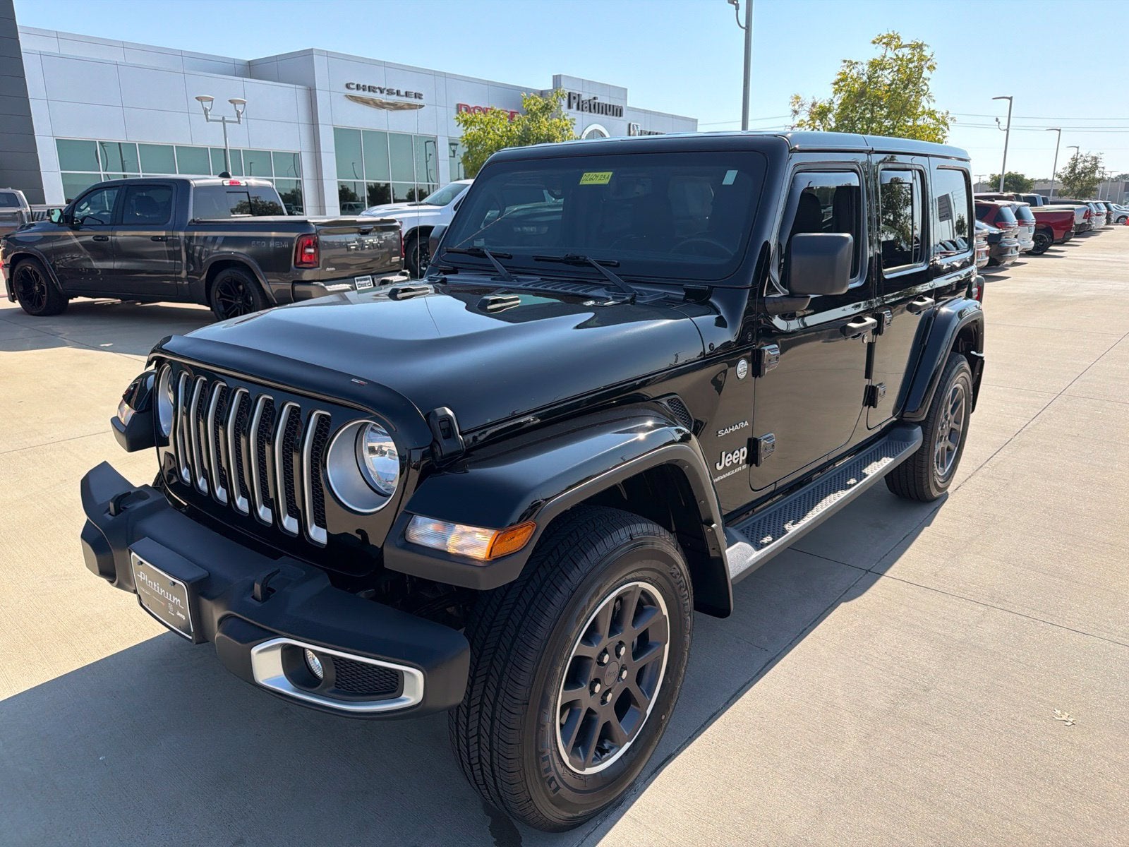 2023 Jeep Wrangler 4-Door Sahara 4x4