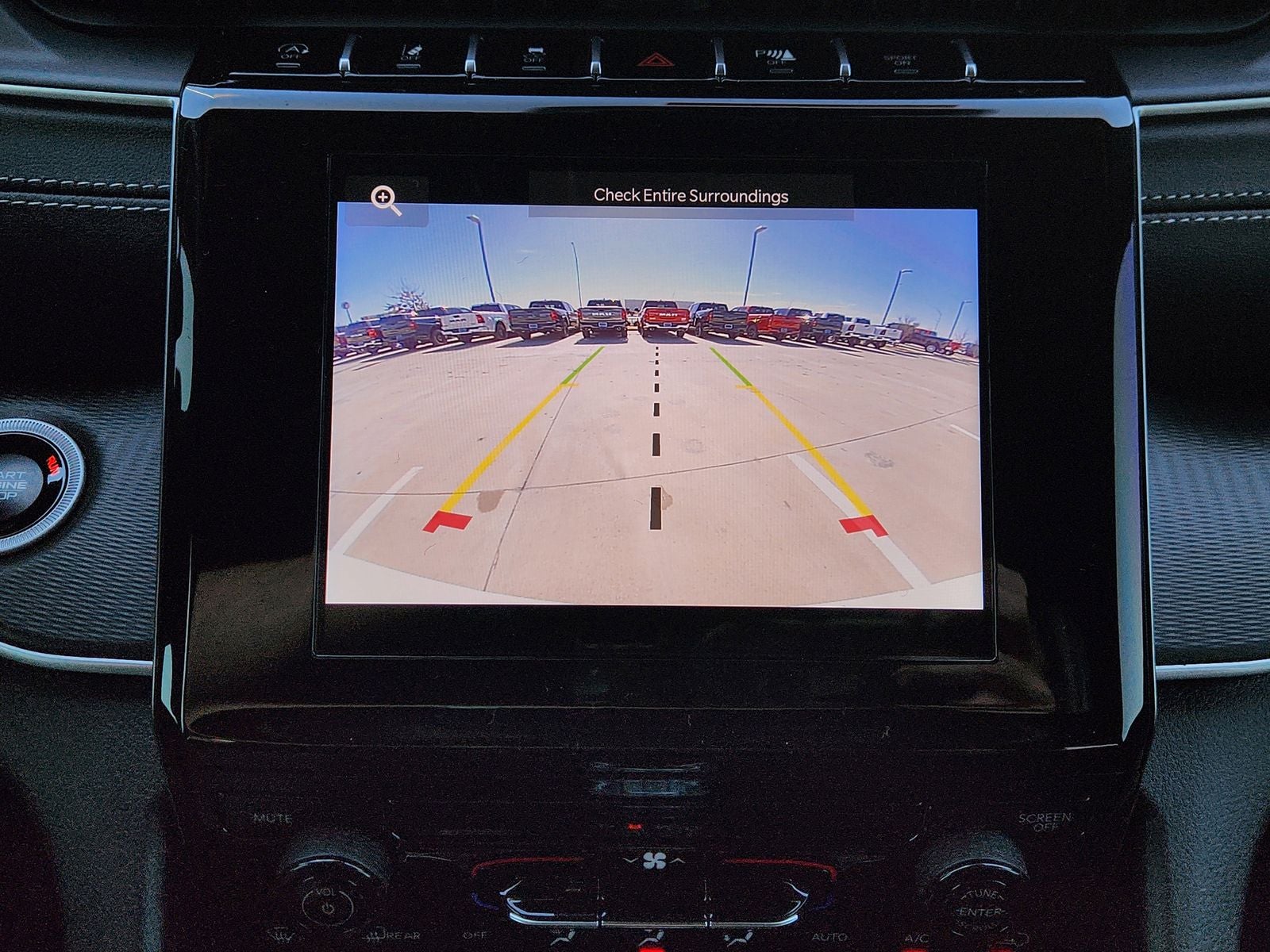 2026 Jeep Grand Cherokee GRAND CHEROKEE LAREDO 4X2